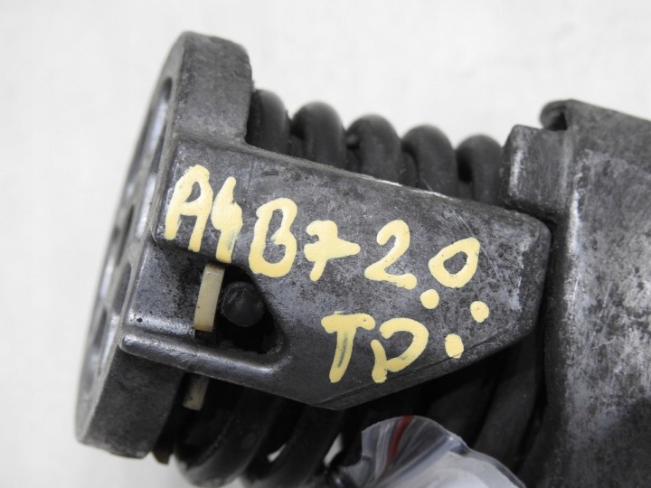 фото №6, Ролик натягувач audi a4 b7 2.0 tdi 038903315ah