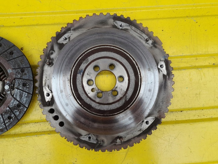 фото №8, Renault clio iv сцепление комплектные 0.9 tce 302100845r