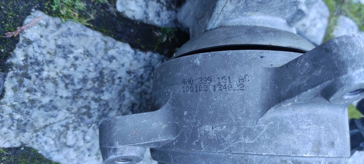 фото №13, Audi a4 b8 a5 8t лапи коробки коробки передач подушка 8k0399151 ew a8 d4 q5 8r