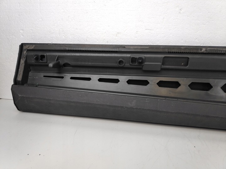 фото №11, Audi q8 4m8 планка двері праві перед 4m8853960d