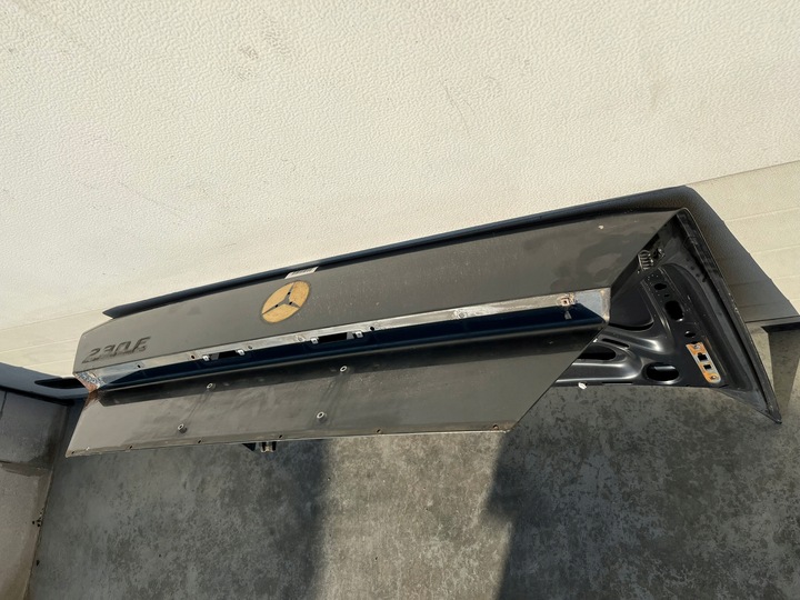 фото №9, Задня кришка кришка багажника mercedes w124 sedan 1985-1993