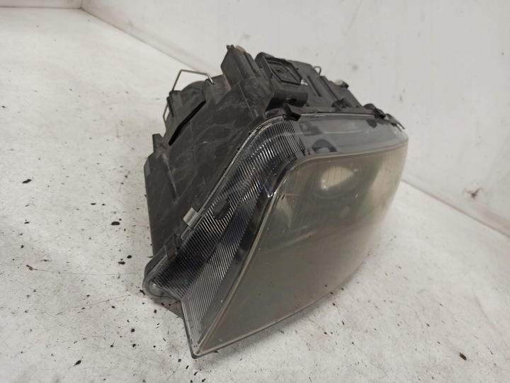 фото №6, Audi a4 b6 cabrio лампа права передня 8h0941004p