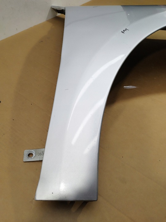 фото №13, Крыло правый перед renault megane iii цвет ted69 5d 5 дверь hb 2008-2012