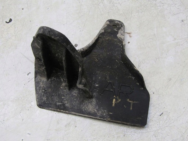 фото №1, Брызговик завершение порога правые зад правые задние toyota auris ii