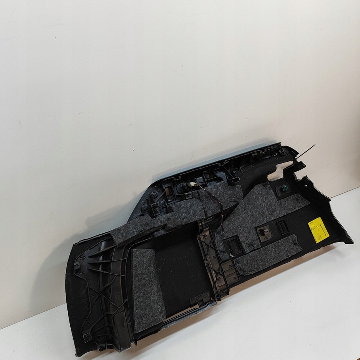 фото №5, Mercedes-benz e w213 2018 права сторона боковина / оббивка / багажника