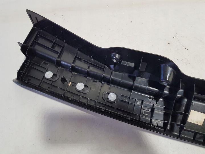 фото №11, Mercedes r-klasa w251 планка захист багажника pas a2516903925