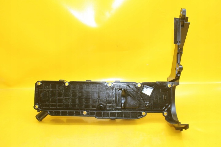 фото №6, Кришка клапанів citroen c3 peugeot ford 1.6 hdi bh01 10fdbz 9688939180