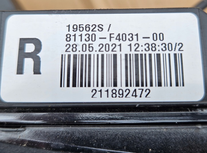 фото №9, Toyota chr c-hr лампа права 81130-f4031