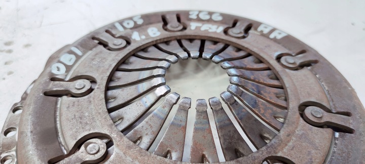 фото №9, Сцепление колесо двухмассовый маховик audi a4 a5 1.8 0b1105266aa 4