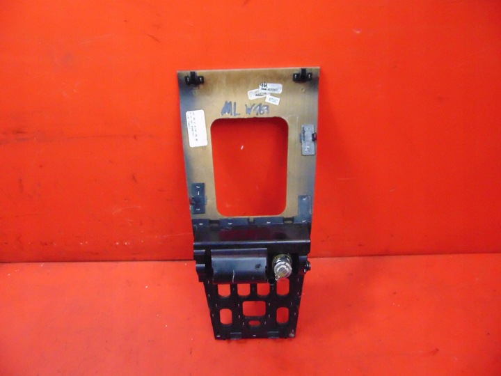 фото №8, Mercedes ml w163 97-01 панель рамка коробки передач дерево