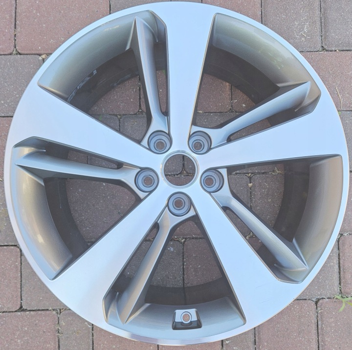 фото №13, Диск hyundai genesis gv60 gv80 8,5x20 20 et47 52910 t6110 52910-t6110
