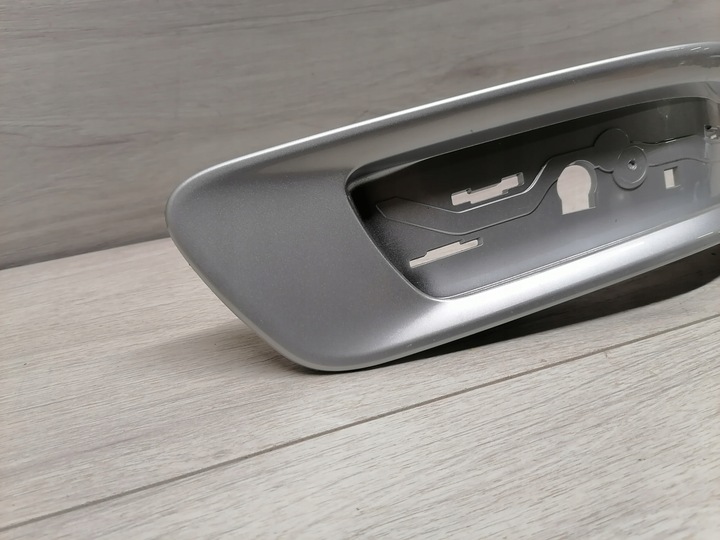 фото №2, Volvo xc70 рамка отражатель левый зад - 30744513