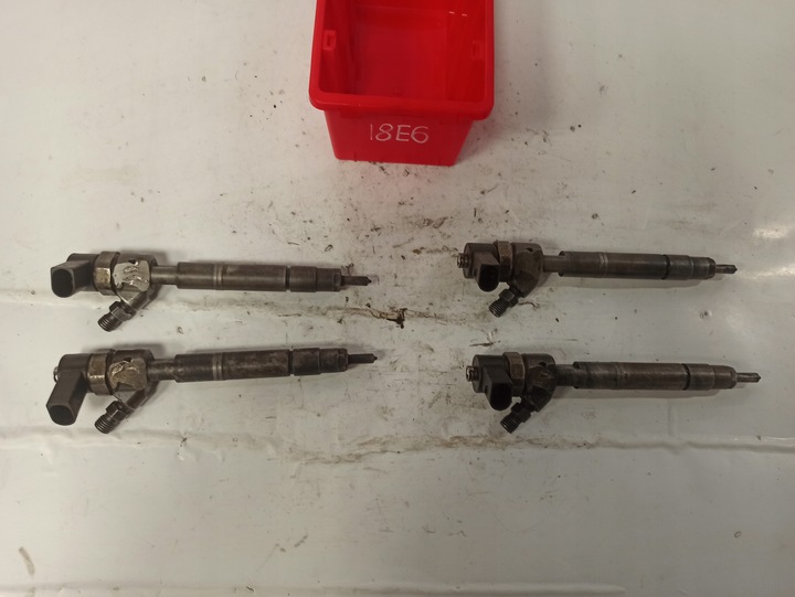 фото №8, Mercedes 2.2 d cdi инжектор 0445110035 a6130700187