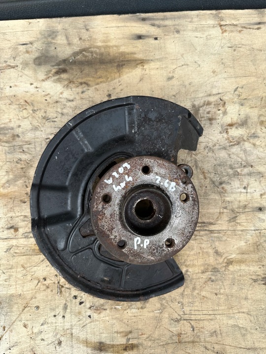 фото №1, Ступиця правий перед mercedes c w203 4matic 2.6b