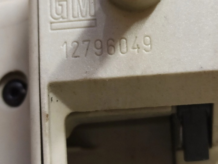 фото №6, Saab 9-3 ver2 2008 ролеты багажника