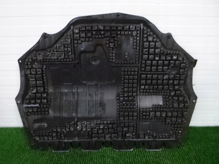 фото №1, Fabia ii 07- защита pod двигатель корпус 6r0825237b