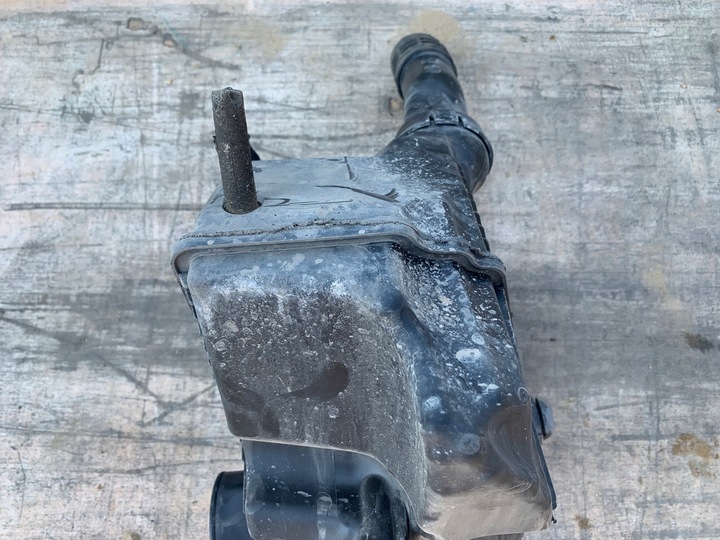 фото №8, Citan kangoo iii корпус фільтра витратомір