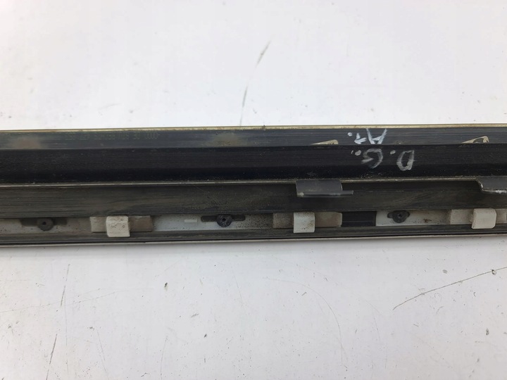 фото №12, Audi a6 allroad c5 2004 права сторона планка двері задніх