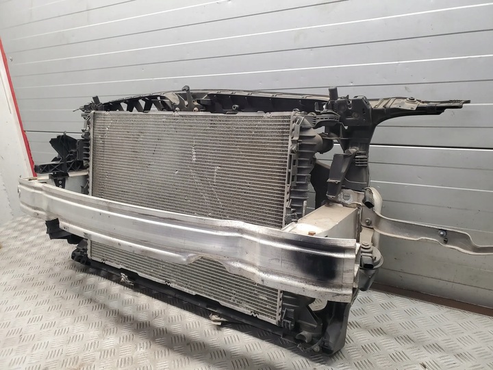 фото №7, Audi a6 s6 c7 4g 4g0807113a з спереду радіатор води