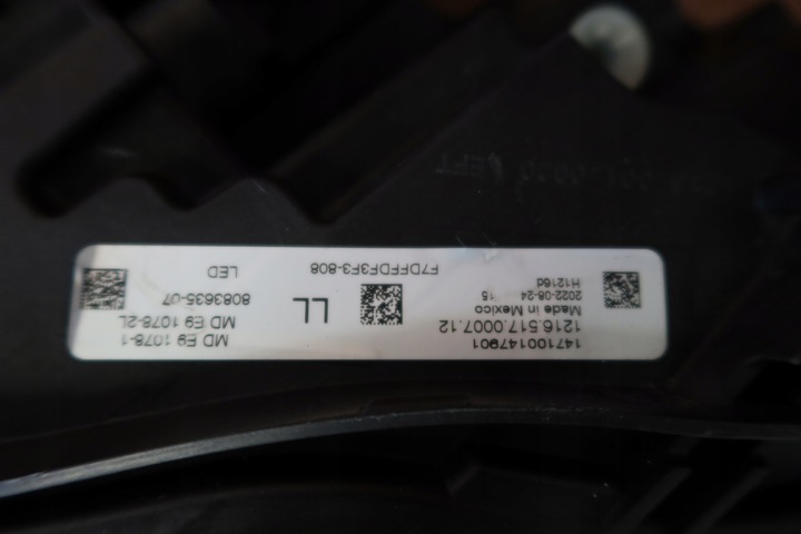 фото №14, Bmw 2 g42 g87 полный led тень 8083636, 8083635 комплектные левая i правая лампа