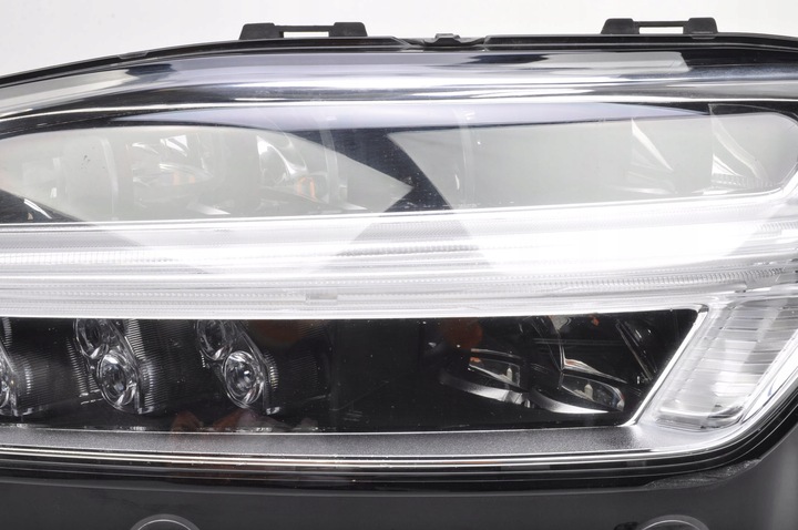 фото №4, Volvo xc90 ii лампа ліва передня перед повний led active high beam 31353155