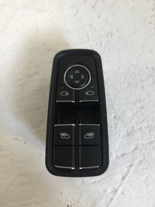 фото №1, Porsche оригинальный номер 99161315102