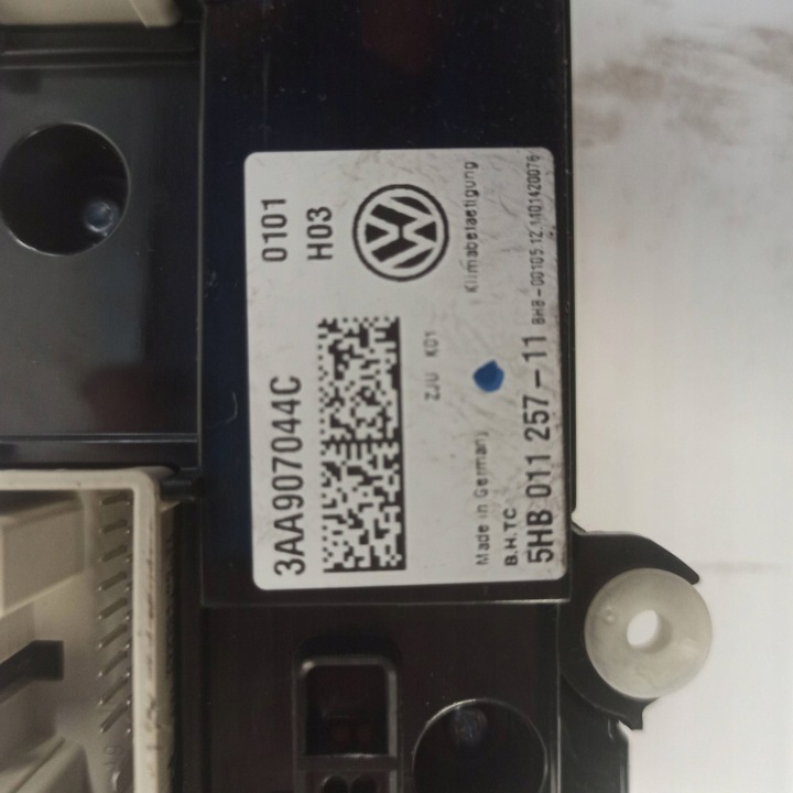фото №12, Volkswagen passat b7 панель воздуховод кондиционера 3aa907044c