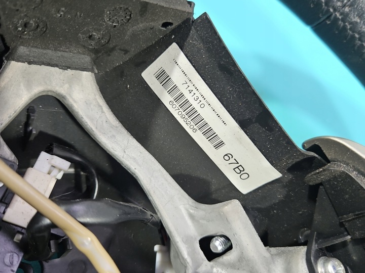фото №10, Кермо з подушка toyota auris i 06-09