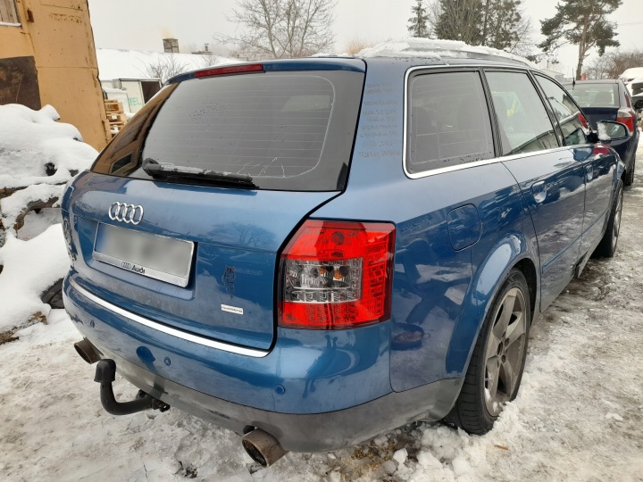 фото №13, Audi a4 b6 задний бампер задний pdc универсал lz5w