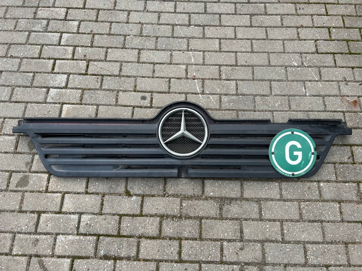 фото №1, Капот решётка решётка радиатора mercedes atego axor