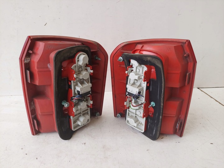 фото №7, Audi a2 8z0 крышка бампер лампы зад 8z0807417