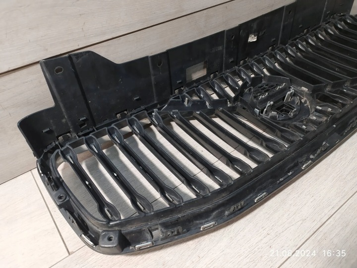 фото №11, 8971. volvo xc60 ii решётка радиатора решётка 31457465