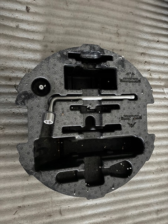 фото №1, Mercedes w212 amg піна колеса запасного a2128980181