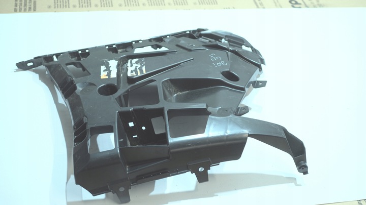 фото №1, Ползун бампера левый зад bmw g21 lci 5a1cc65