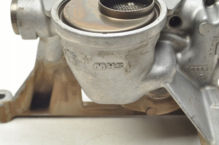 фото №3, Passat b5 a6 c5 superb i 2.4 2.8 v6 насос масла масляная 078115105