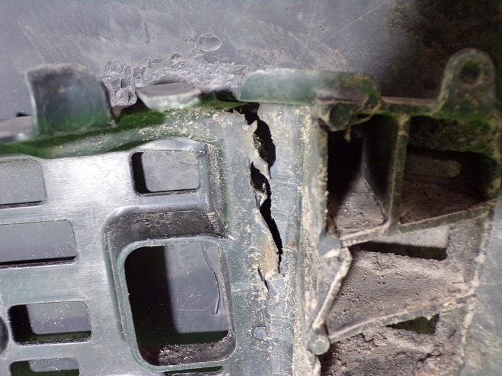 фото №16, Chrysler 300c бампер зад задній