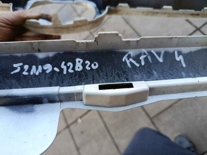 фото №14, Бампер перед переднє pdc toyota rav 4 v 19--kolor 040