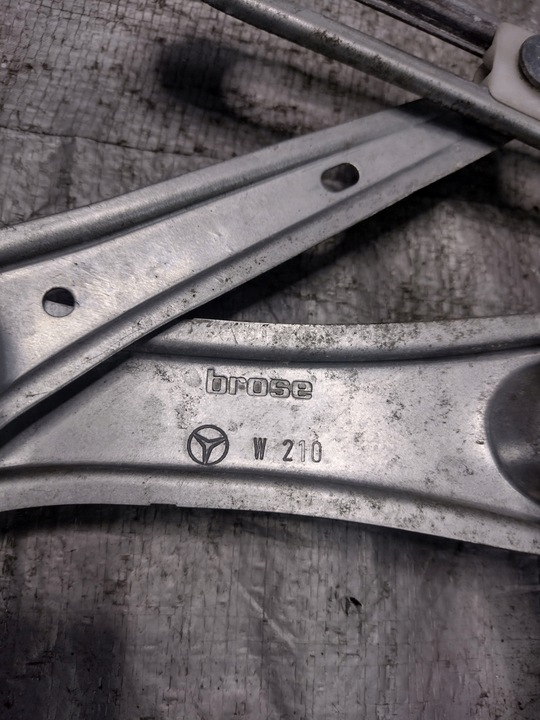 фото №12, Подъемник стекла левый перед mercedes w210 оригинальный номер 0130821708