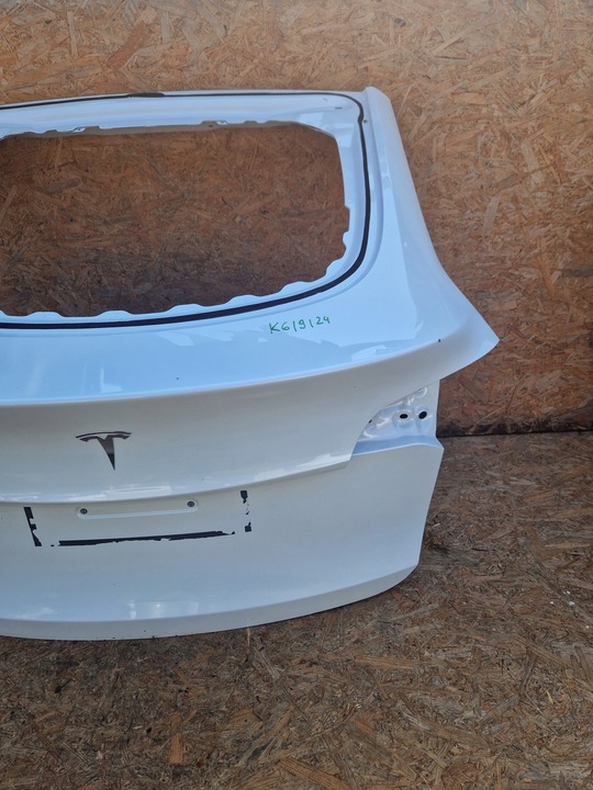 фото №9, Tesla модель y 20- кришка багажника зад задня