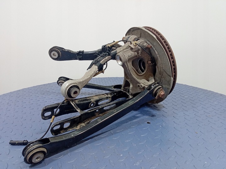 фото №3, Bmw 7 g11 g12 поворотна опора права зад ступиця