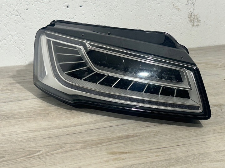 фото №1, Лампа права audi a8 s8 4h0 d4 рестайлінг 13-17 matrix 4h0941036