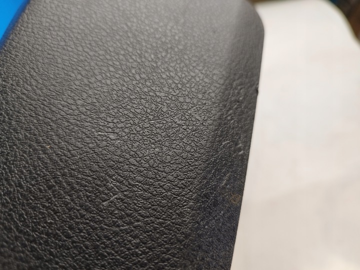 фото №10, Audi q7 4l uk защита заглушка сиденья правая 4l0882328a