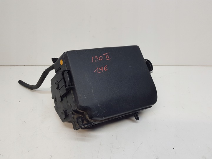 фото №1, Hyundai i30 ii ceed ii корпус предохранителей benz