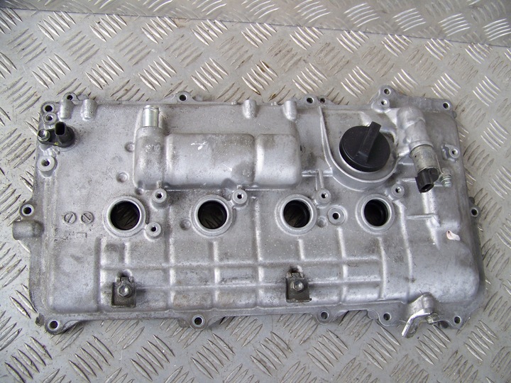 фото №1, Toyota prius 3 09 15 кришка клапанів 1.8 2zr гібрид