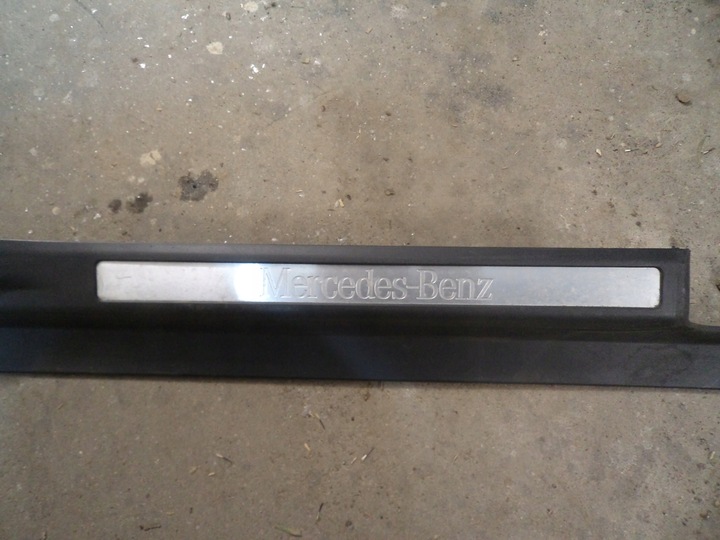 фото №1, W203 планка пороговая правые перед a2036800835