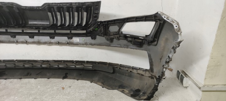 фото №15, Skoda kodiaq молдинг спойлер спойлер накладка бампера перед 565807061