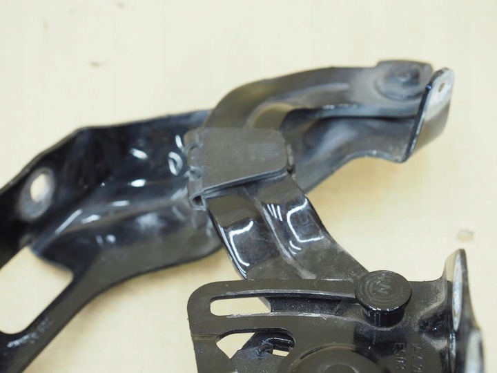 фото №14, Mercedes w205 петля капота лівий пошкоджений