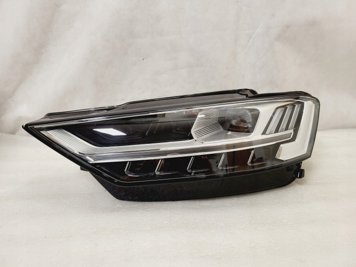 фото №9, Audi a8 d5 4n matrix полный led 4n0941035 4n0941036