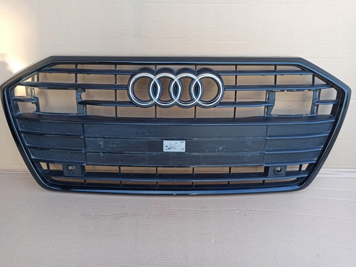 фото №1, Решітка радіатора решітка audi a6 c8 4k0853651c pdc