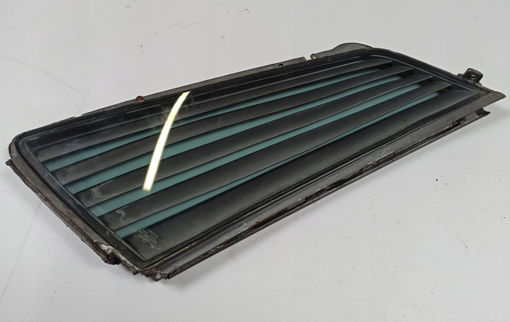 фото №7, Стекло боковая треугольник кузовная mercedes slc c107